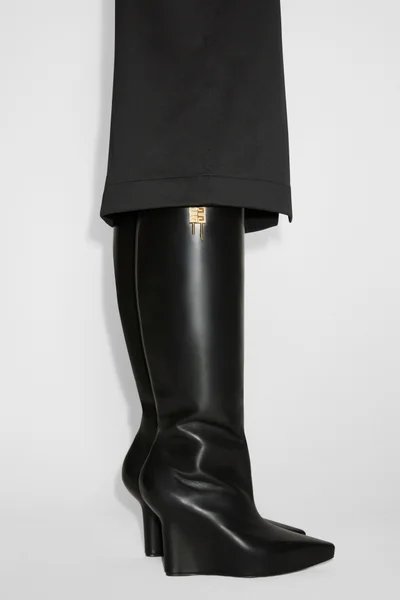 Look 17